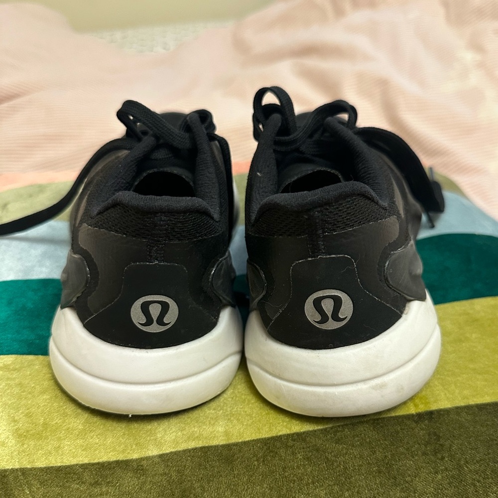 lululemon Blissfeel 2 Running Shoes - Picture 2 of 4